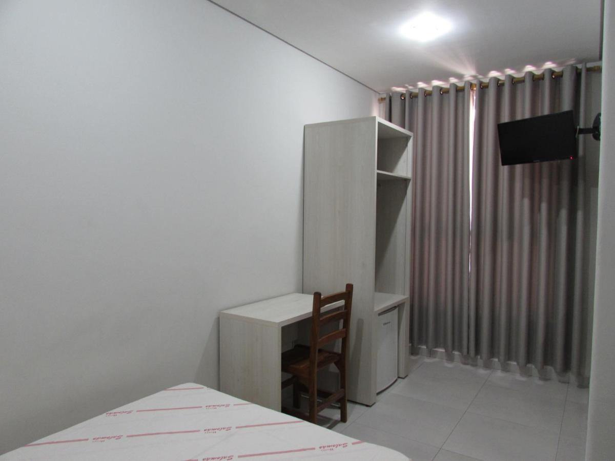 Hotel Salomão - Próximo a 25 de Março, Bom Retiro, Brás e Rua Santa Efigênia, a 2 minutos do Mirante Sampa Sky e pista de Skate Anhangabaú São Paulo Exterior foto