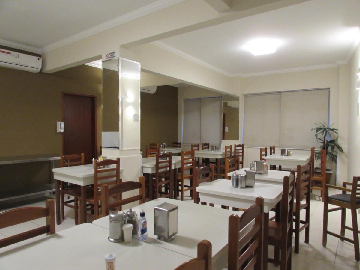 Hotel Salomão - Próximo a 25 de Março, Bom Retiro, Brás e Rua Santa Efigênia, a 2 minutos do Mirante Sampa Sky e pista de Skate Anhangabaú São Paulo Exterior foto