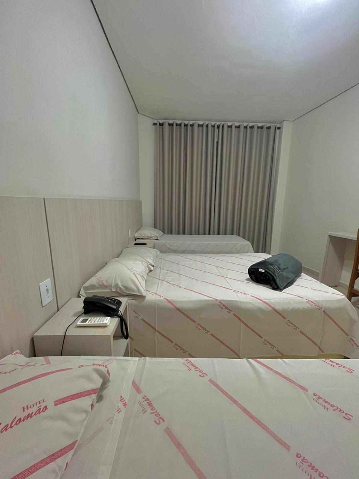 Hotel Salomão - Próximo a 25 de Março, Bom Retiro, Brás e Rua Santa Efigênia, a 2 minutos do Mirante Sampa Sky e pista de Skate Anhangabaú São Paulo Exterior foto